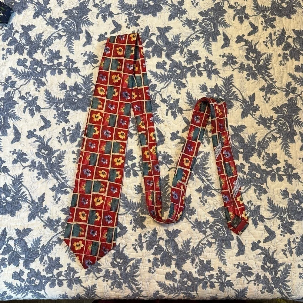 Ermenegildo Zegna Tie Red and Yellow Silk Floral 4” Wide